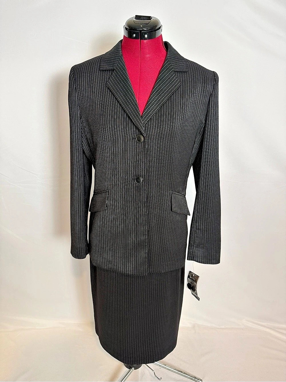 NWT Kasper Skirt Suit Size 6P Black & White Striped 2-Piece Set Blazer & Skirt